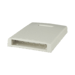 Caja de Montaje en Superficie, Con Accesorio para Resguardo de Fibra Óptica, Para 6 Módulos Mini-Com, Color Blanco Mate